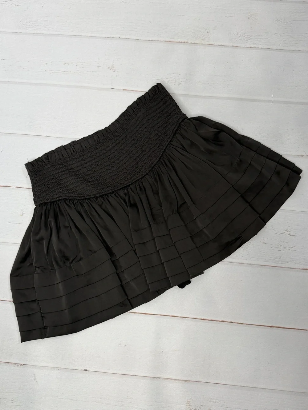 Mustard Seed Black Smocked Flowy Skort Size Large
